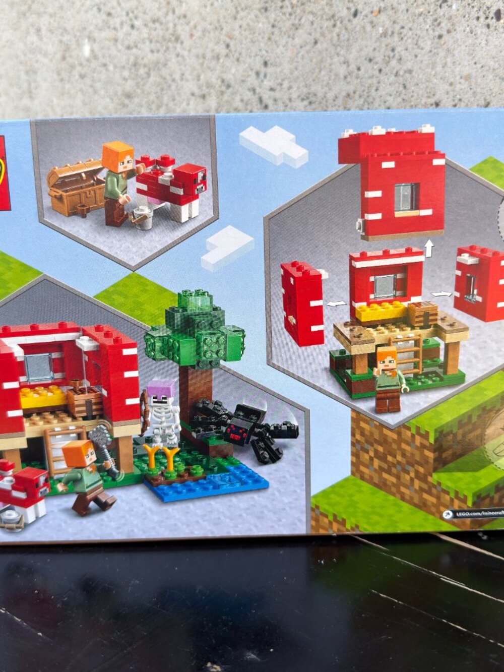 LEGO MINECRAFT SET #21179 THE MUSHROOM HOUSE NEW & FACTORY SEALED RETIRED - Picture 4 of 5